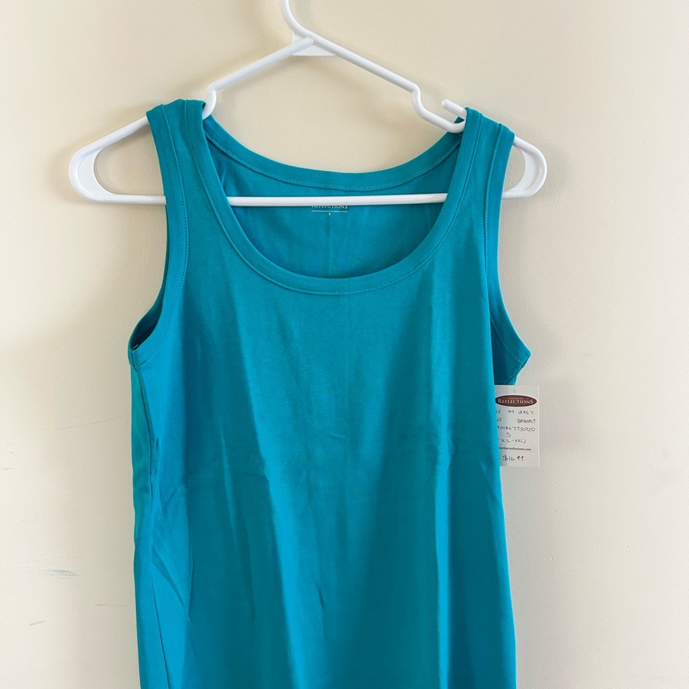 BNWT Teal Sleeveless Tank Top